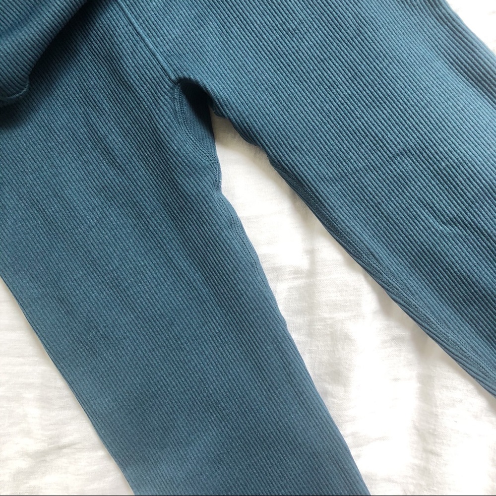Fabletics High-Waisted Rib Leggings - Picture 10 of 13